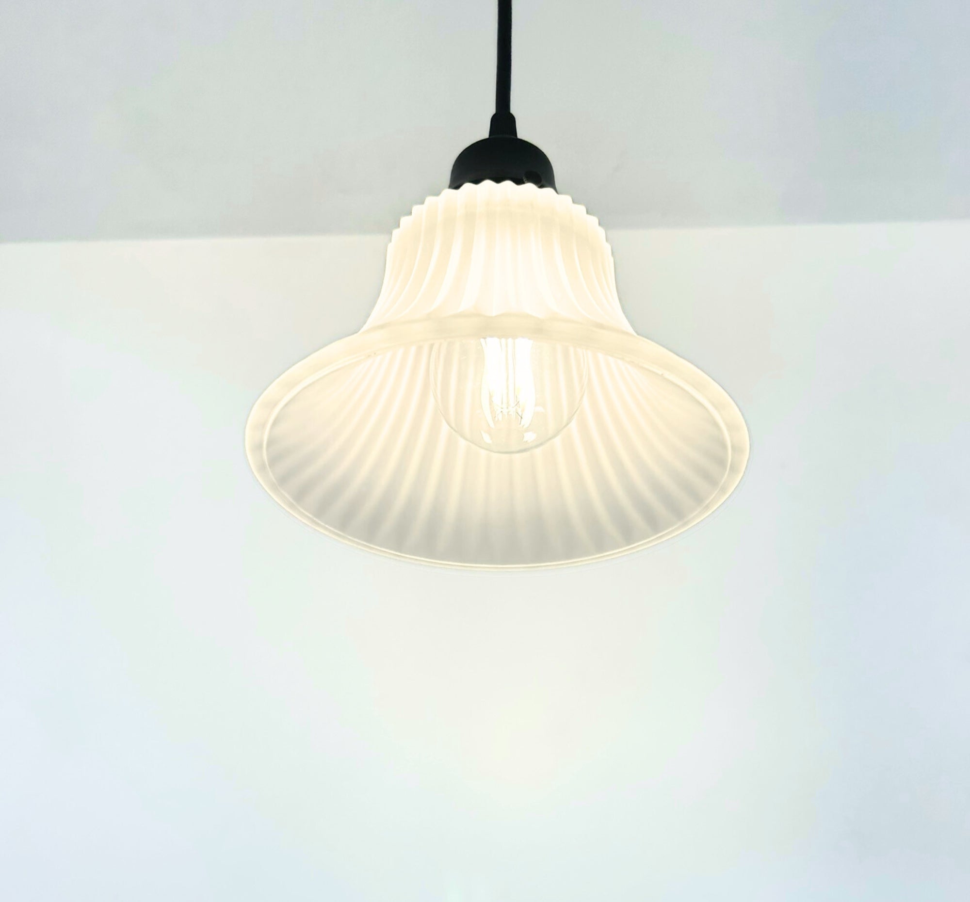 Frosted Ribbed Flute Pendant