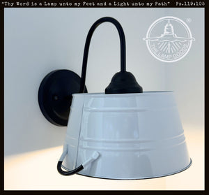 WHITE ENAMEL COUNTRY BARN WALL SCONCE