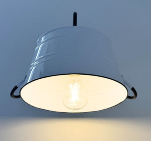 WHITE ENAMEL COUNTRY BARN WALL SCONCE