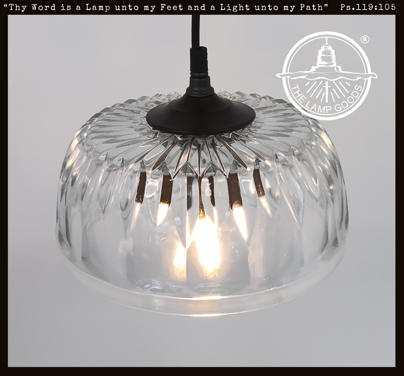 Vintage Simple Clear Glass Diamond Rib Pendant
