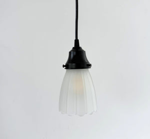 Frosted Simple Cathedral Scallop Pendant