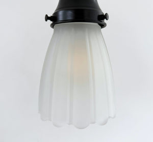 Frosted Simple Cathedral Scallop Pendant