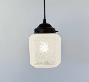 Vintage Diamond-Pattern Square Glass Pendant Light