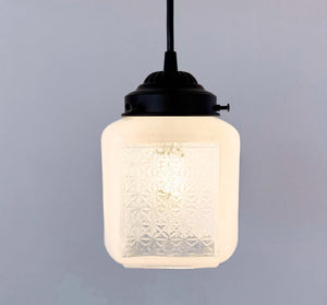 Vintage Diamond-Pattern Square Glass Pendant Light