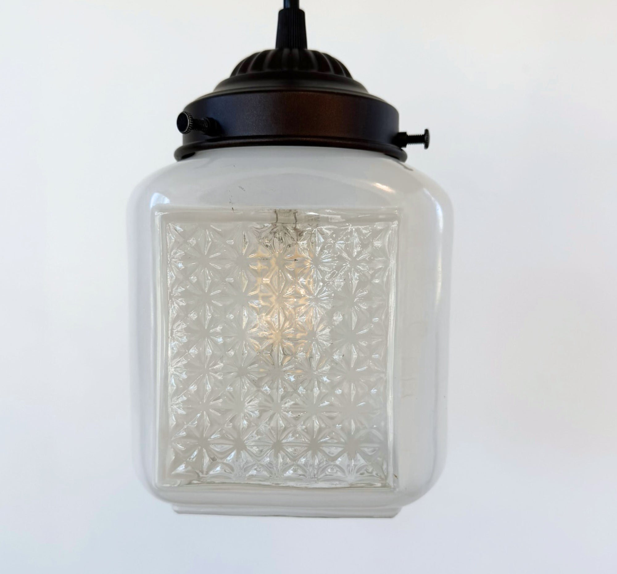 Vintage Diamond-Pattern Square Glass Pendant Light