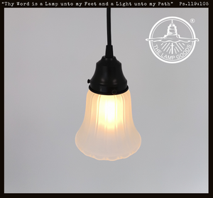 Frosted Simple Rib Scallop Edge Pendant Light