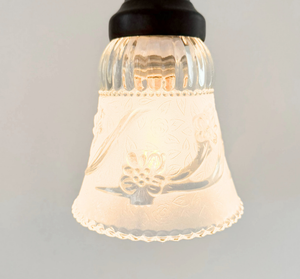 Vintage Floral Embossed Clear Rib Pendant