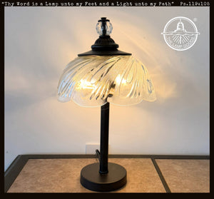 Vintage Swirl Petal Glass Table Lamp