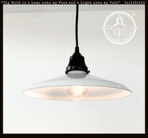 White Enamel Barn Pendant Light – Farmhouse Industrial Ceiling Fixture