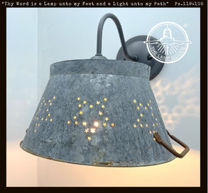 Weathered Farmhouse Star Wall Sconce