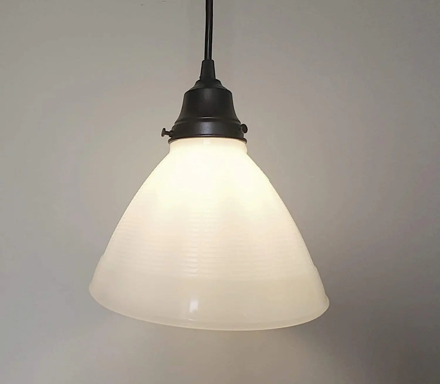 Vintage milk glass pendant new arrivals lights
